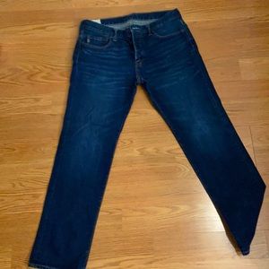 Abrecombie & Fitch Blue Jean Straight Fit W34 L32
